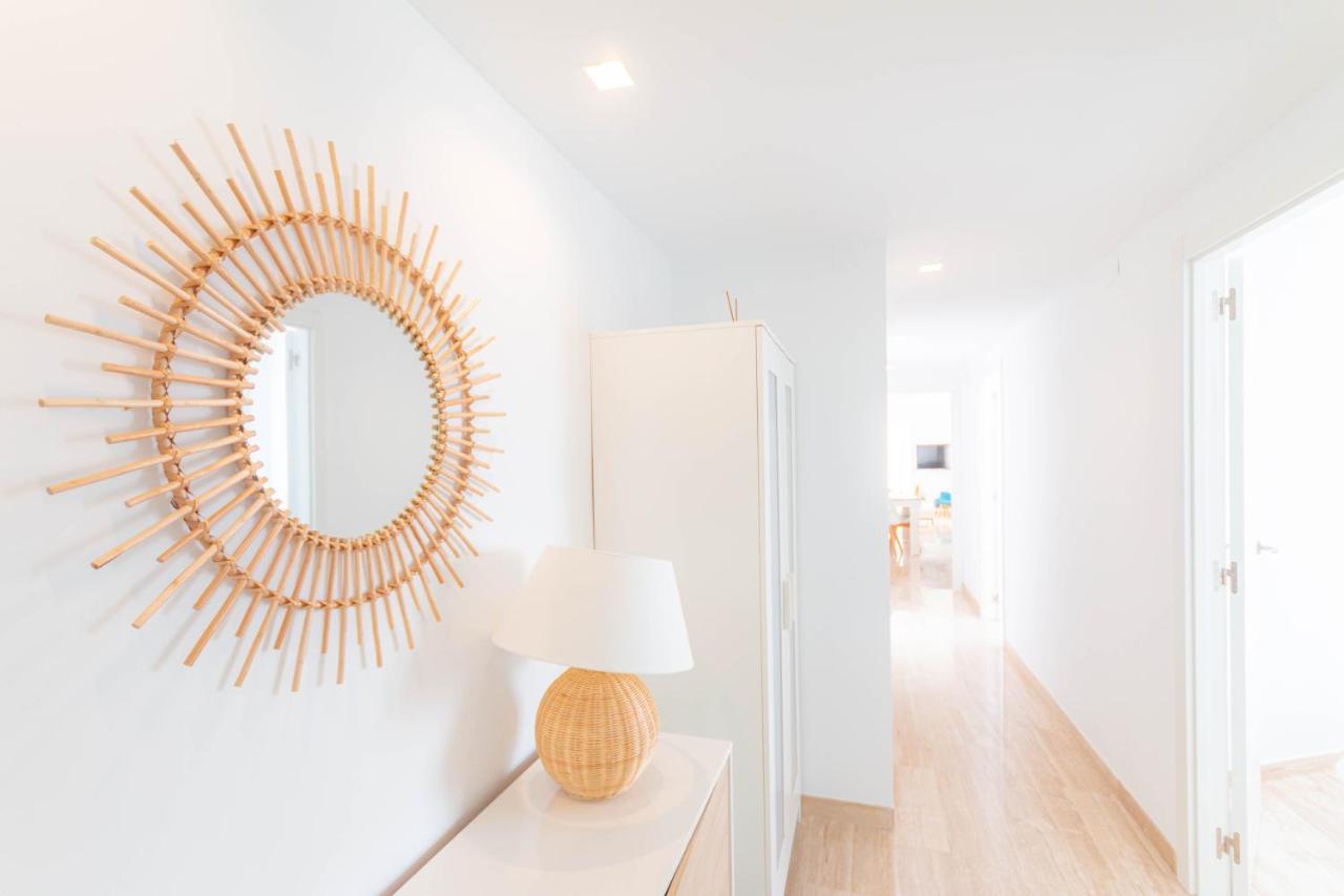 Lovely Apartment Beach Front & Pool El Campello Luaran gambar