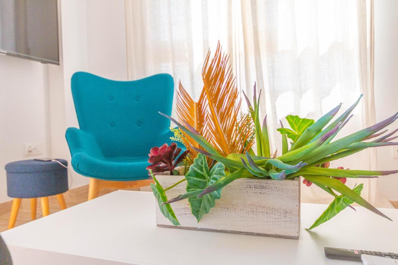 Lovely Apartment Beach Front & Pool El Campello Luaran gambar