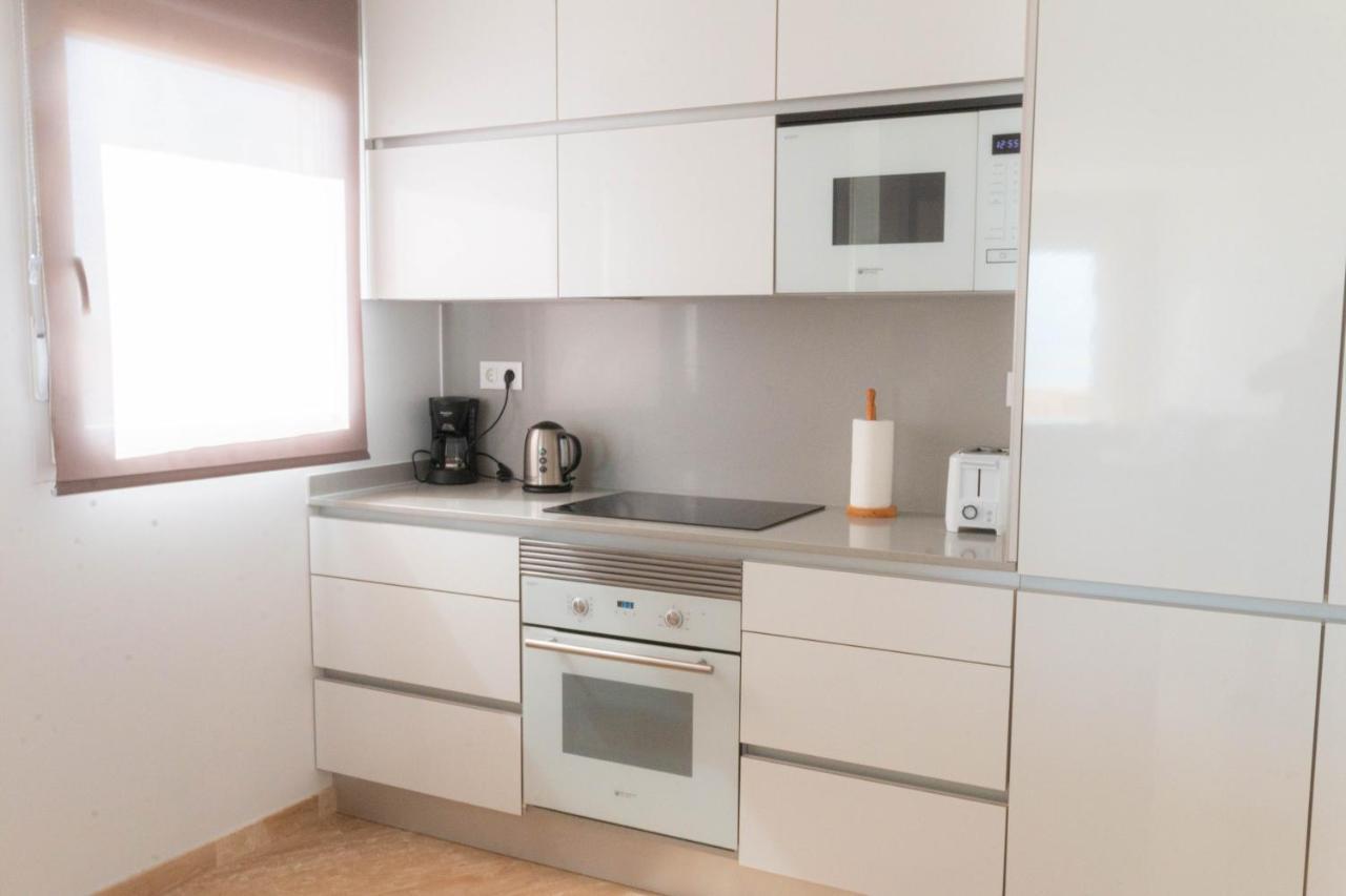 Lovely Apartment Beach Front & Pool El Campello Luaran gambar