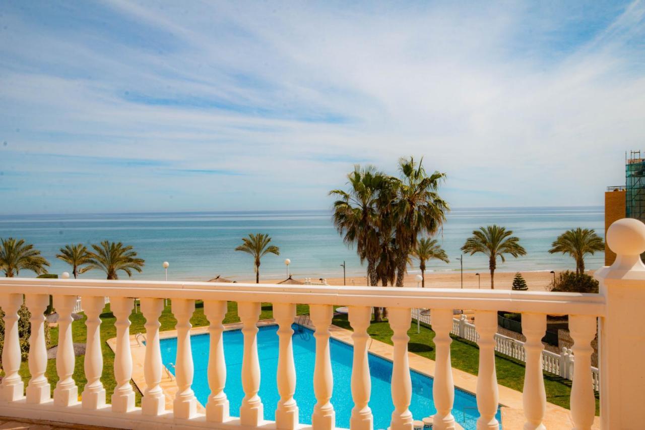 Lovely Apartment Beach Front & Pool El Campello Luaran gambar