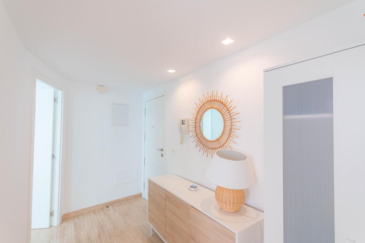 Lovely Apartment Beach Front & Pool El Campello Luaran gambar