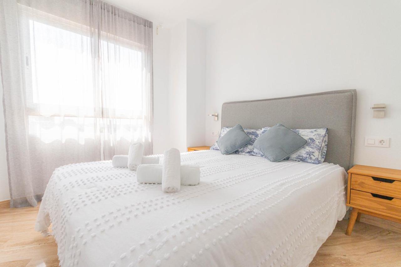 Lovely Apartment Beach Front & Pool El Campello Luaran gambar